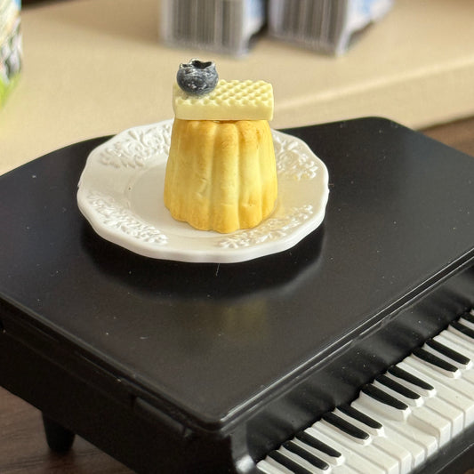 Canelé Miniature Food