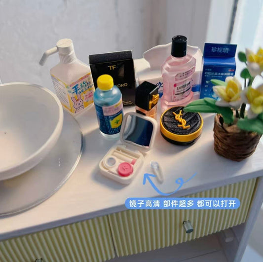 Contact Lens Case Miniature