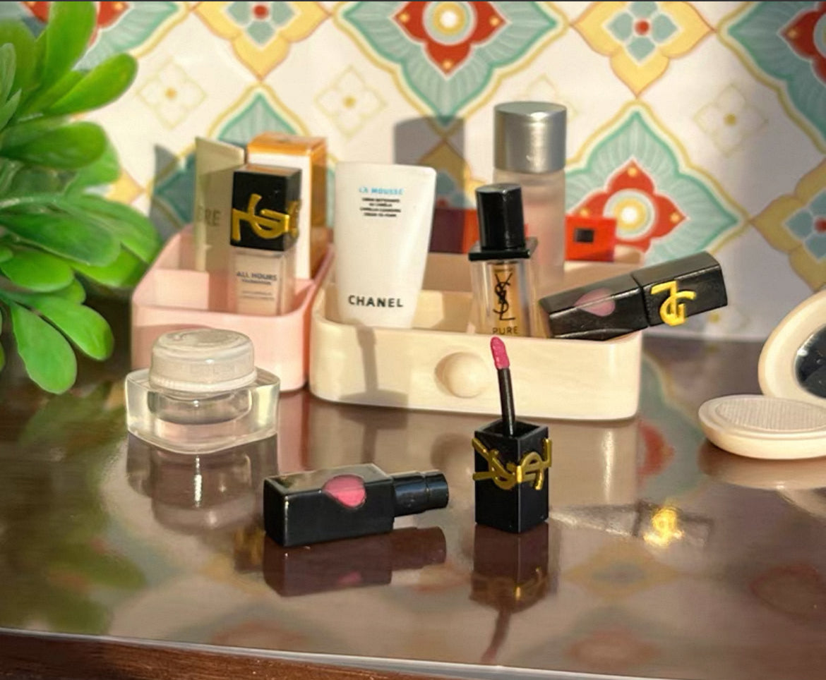 Cosmetics Series Miniature (pre-order)